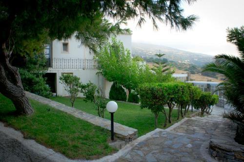 Aiolos Hotel