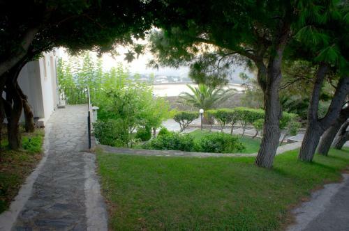 Aiolos Hotel