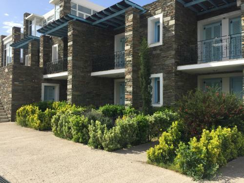 Aiolos Hotel