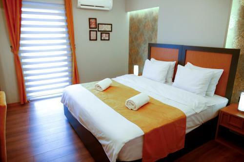 Umut Apartments