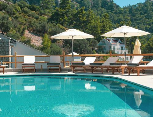 Hotel Pilos Deluxe