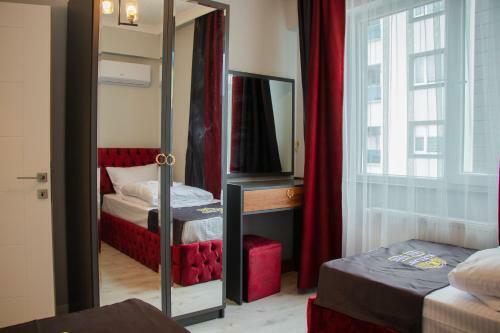 Hotel Elegant Blue Su?tes