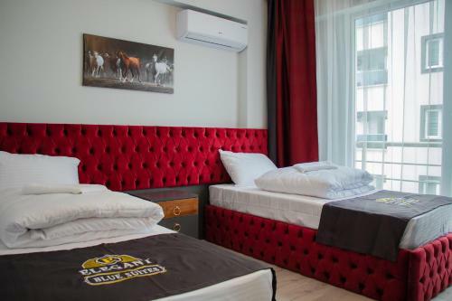 Hotel Elegant Blue Su?tes