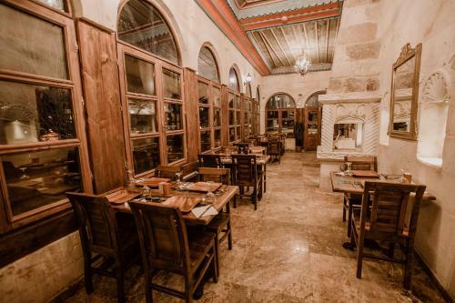 Royal Cave Hotel
