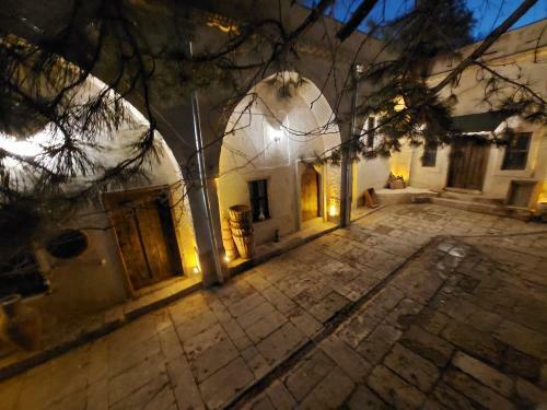Armesos Cave Hotel