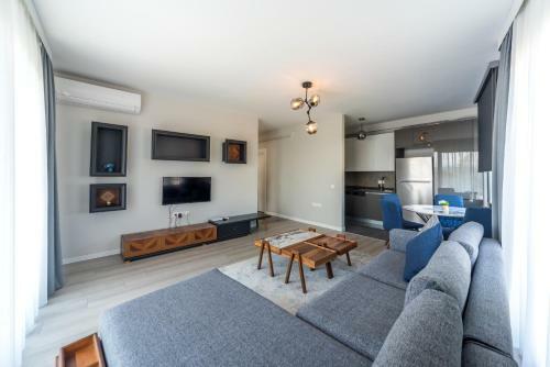 Hotel Green Hills Suites