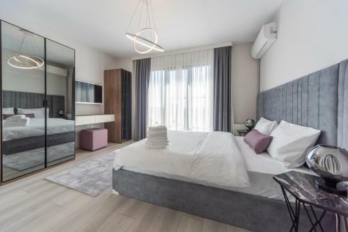Hotel Green Hills Suites
