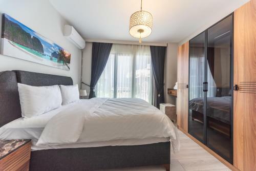 Hotel Green Hills Suites
