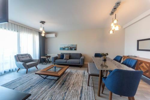 Hotel Green Hills Suites