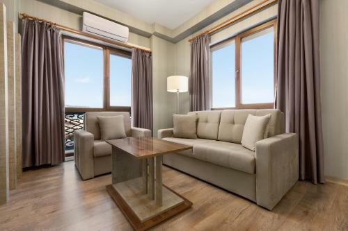 Hotel Ramada By Wyndham Van