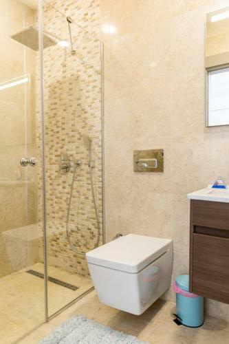Gumbet Villa Sleeps 8 With Pool Air Con And Wifi