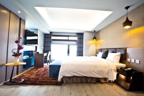 Fine Hotel