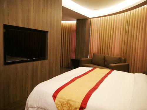 Refinement Motel