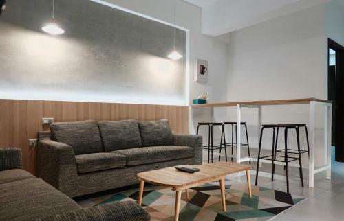 Shijo Inn