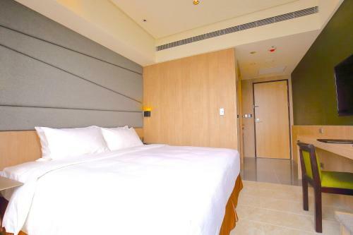 Kloud Hotel