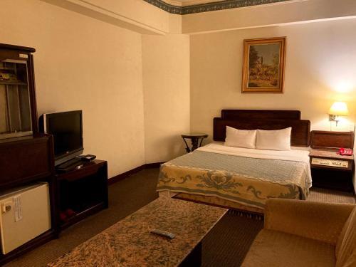 Hotel ????????
