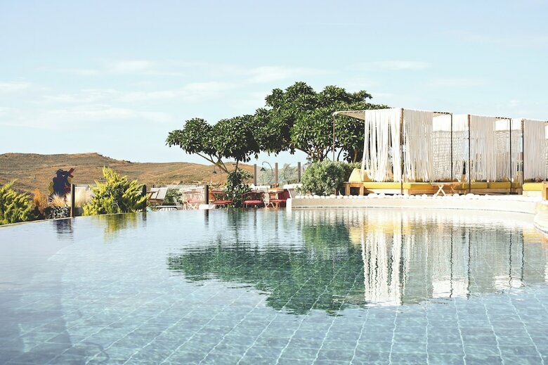 Hotel Aigis Suites