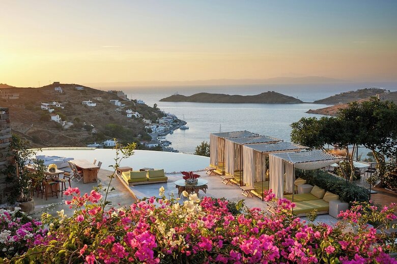 Hotel Aigis Suites
