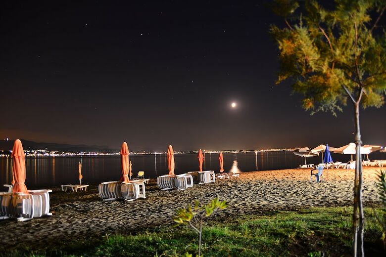 Hostal Pansion Akrogiali