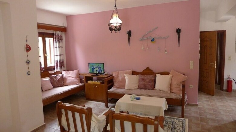 Oros Villas
