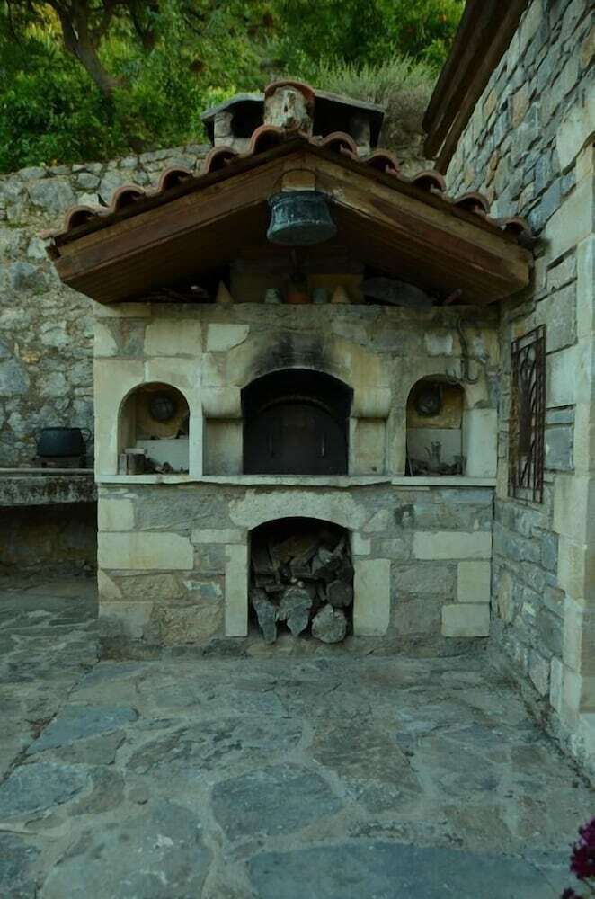 Apartamentos Ellinospito
