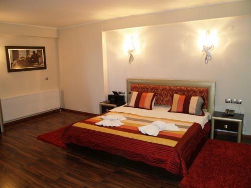 Hotel Kornilios Palace