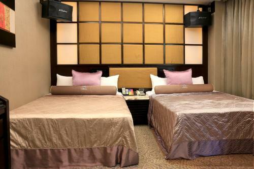 In-stone Motel