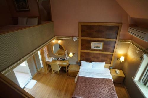 Ai Yi Bao Motel