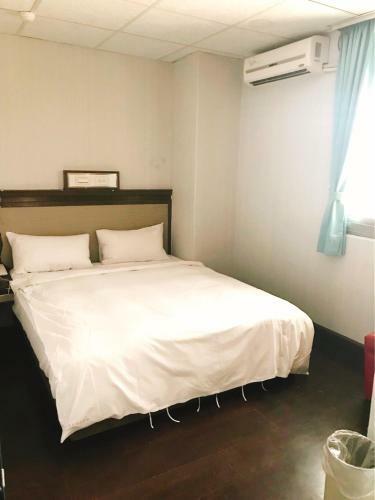 Chang Ti Metropolis Commercial Hotel