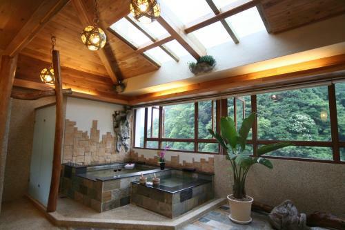 Chief Villa Hot Spring Resort