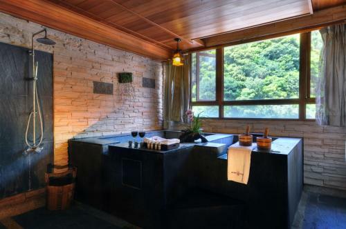 Chief Villa Hot Spring Resort