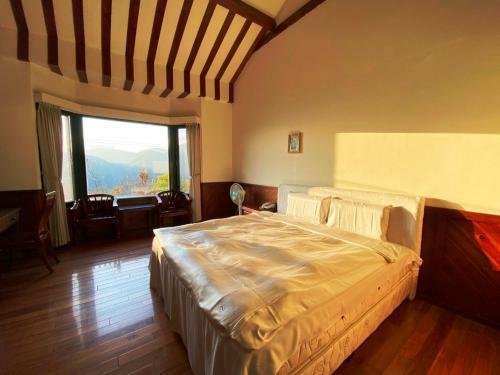 Cloud Falls Resort