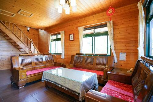 Cloud Falls Resort
