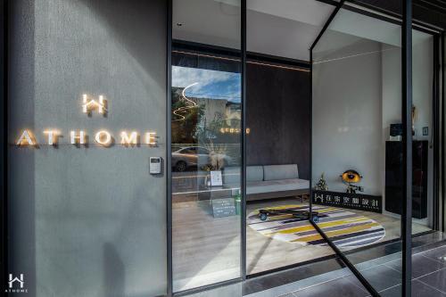 Coming Home Apartment ??????