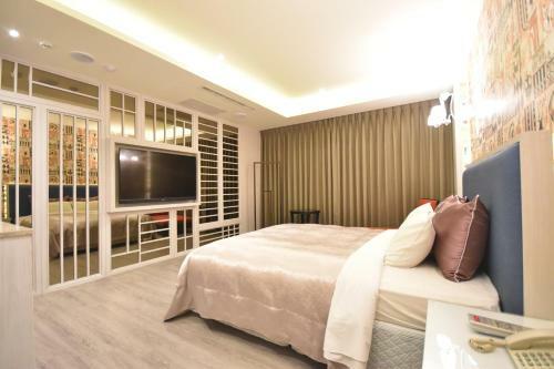 Song Xia Motel
