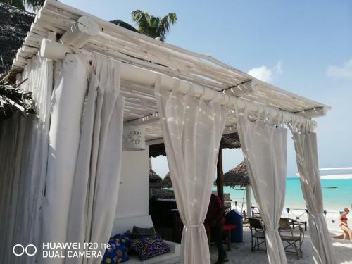 Bed & Breakfast Peterpan Beach Hotel & Italian Restaurant