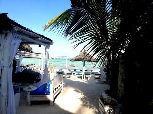 Bed & Breakfast Peterpan Beach Hotel & Italian Restaurant