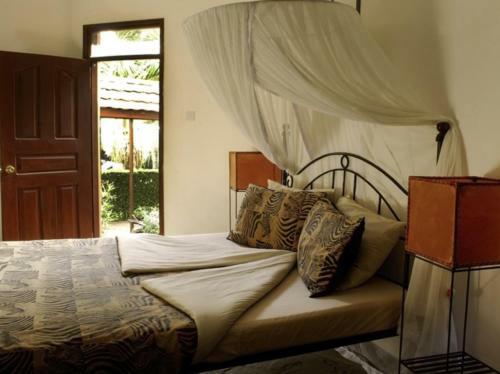Hotel Ahadi Lodge