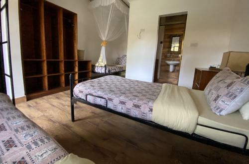 Hotel Ahadi Lodge