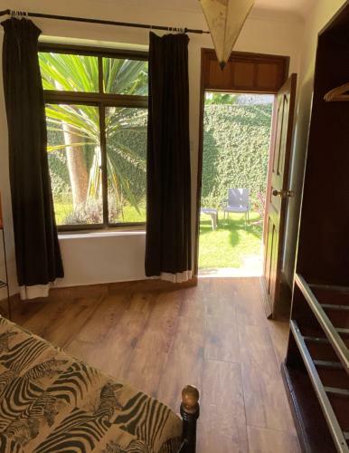 Hotel Ahadi Lodge