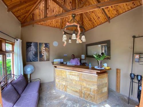 Hotel Ahadi Lodge