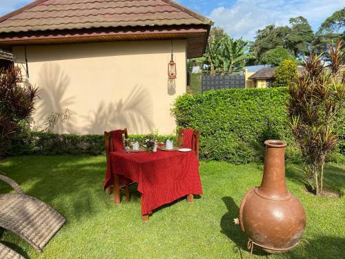 Hotel Ahadi Lodge