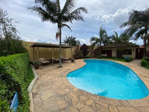 Hotel Ahadi Lodge