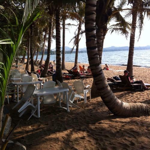 Tembo Beach Hotel