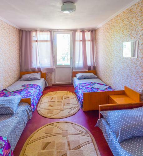 Ekonom Hotel