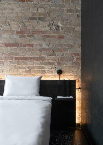 Globe Runner Hotel & Hostel Kyiv City Center