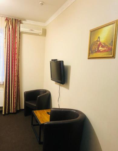 Hotel ?2