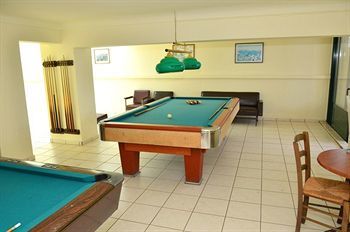 Aparthotel Aloni Suites