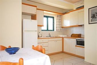 Aparthotel Aloni Suites