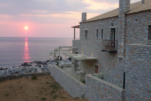 Hostal Kourmas Rooms